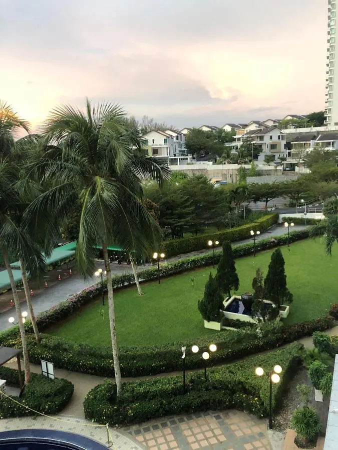 Beach Resort 19 Home Stay Sri Sayang Apartment Batu Ferringhi 3Bedroom 马来西亚